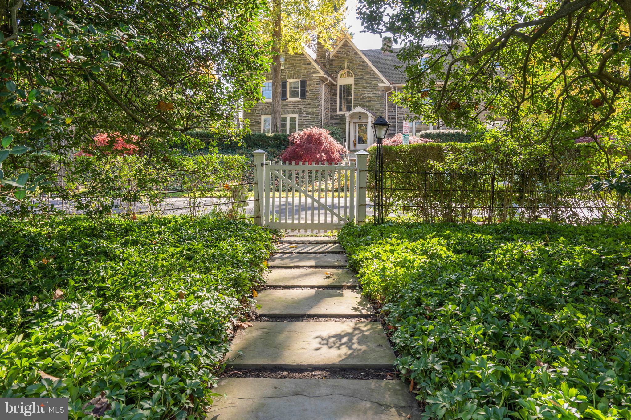 132 St Georges Road Ardmore, PA 19003 - Photo 87 of 87 a front view of a house with a yard