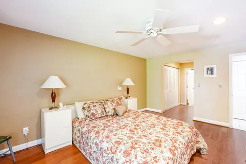 $725,000 | 96 Shoreland Path, Unit 96, Teaticket, MA 02536