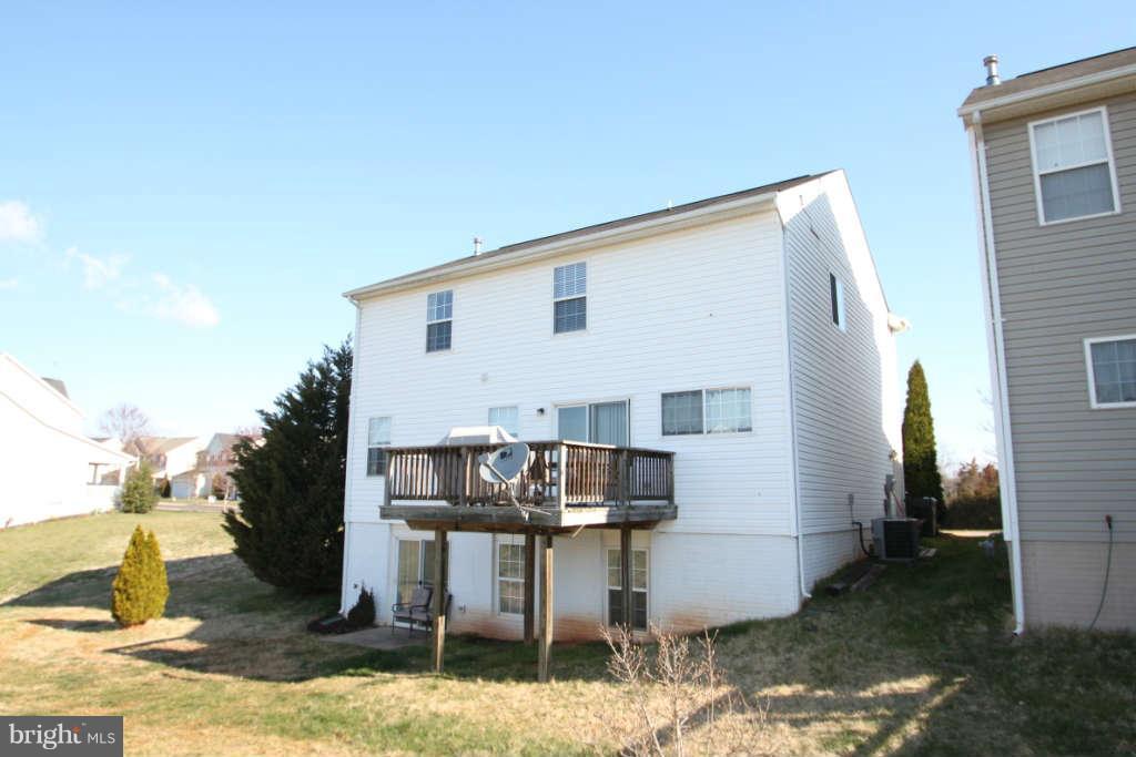 636 Kings Grant Road Culpeper, VA 22701 - Photo 24 of 27 Exterior (Rear)