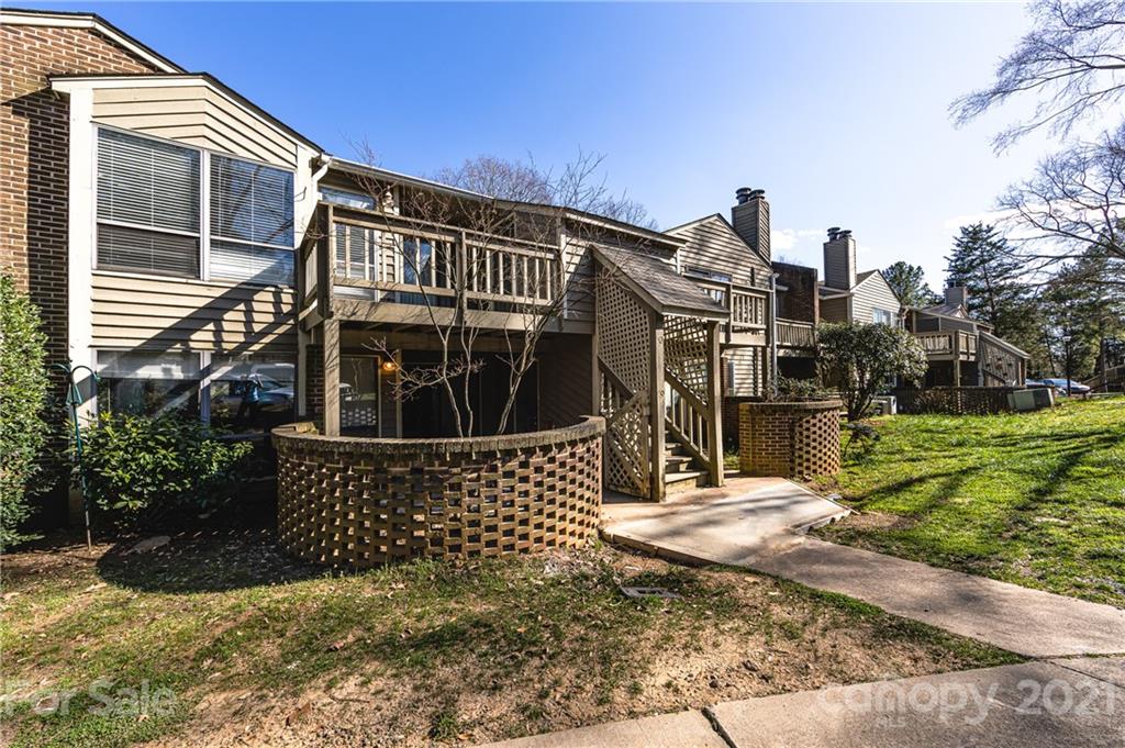 1608 Sharon Road West, Unit 50 Charlotte, NC 28210 - Photo 2 of 15 Gallery Image 2