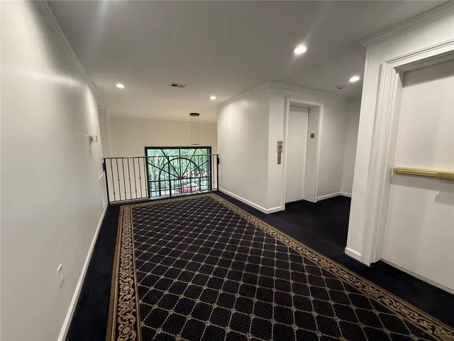 a view of a black and white wall