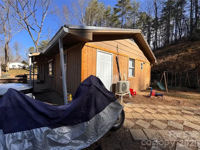 $195,000 | 551 West Fort Hill Road, Robbinsville, NC 28771