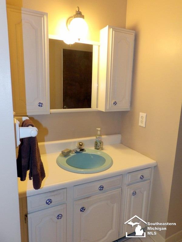 27880 Sibley Road Romulus, MI 48174 - Photo 39 of 62