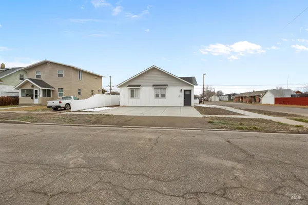 $499,000 | 1700 Albion Avenue, Burley, ID 83318