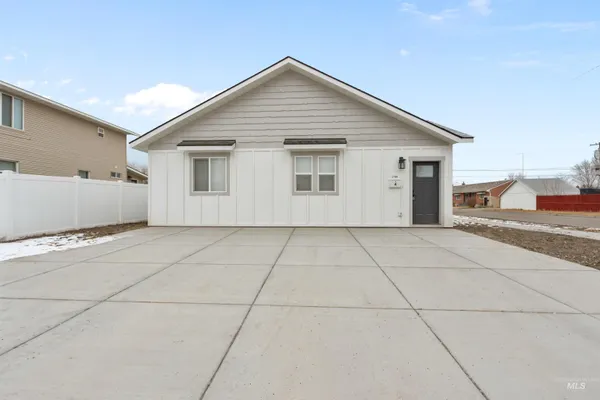 $499,000 | 1700 Albion Avenue, Burley, ID 83318