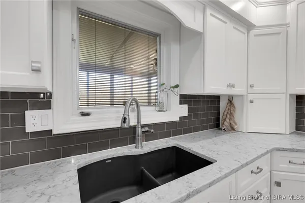 $875,000 | 6559 Quail Chase, Charlestown, IN 47111