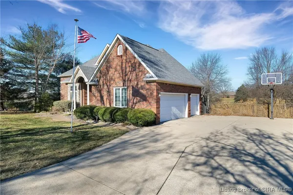 $875,000 | 6559 Quail Chase, Charlestown, IN 47111