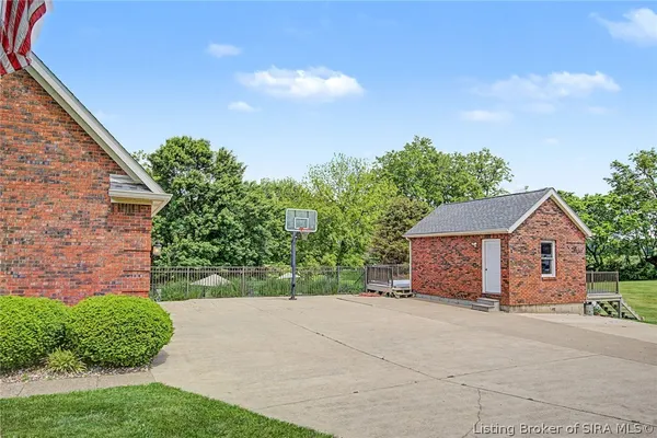 $875,000 | 6559 Quail Chase, Charlestown, IN 47111