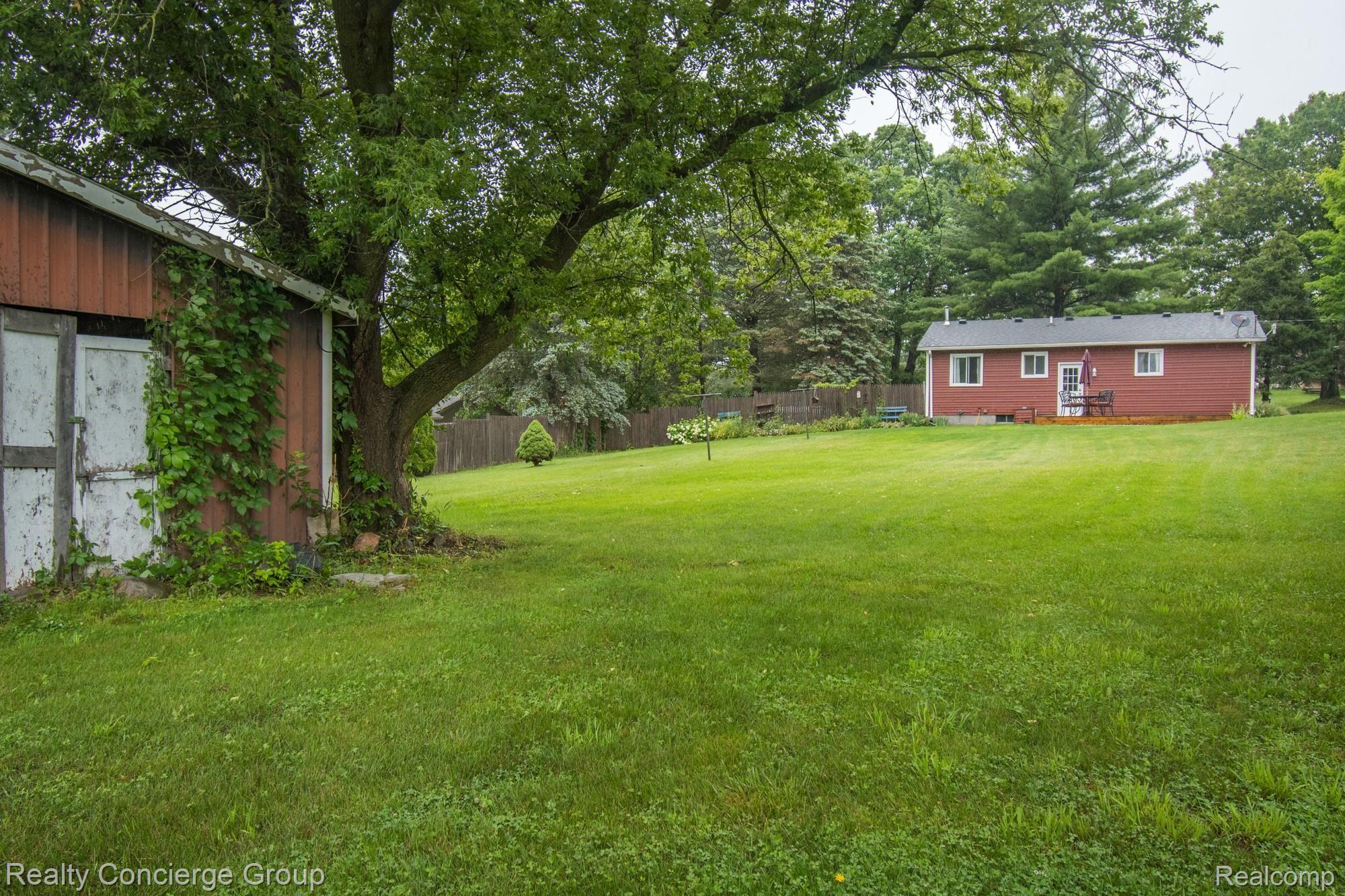 7533 Crofoot Road Fowlerville, MI 48836 - Photo 19 of 27 Crofoot-125.jpg