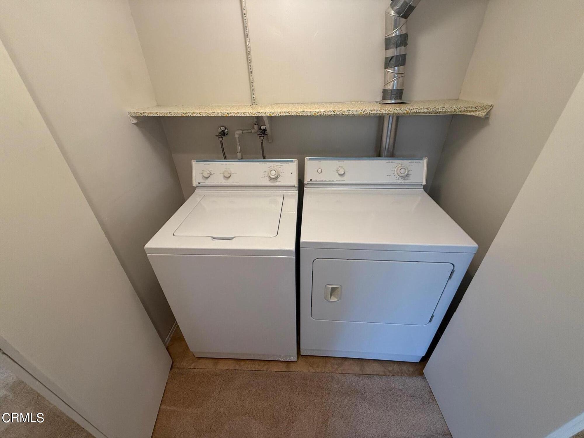 545 Pearson Road Port Hueneme, CA 93041 - Photo 16 of 19 a utility room with dryer and washer