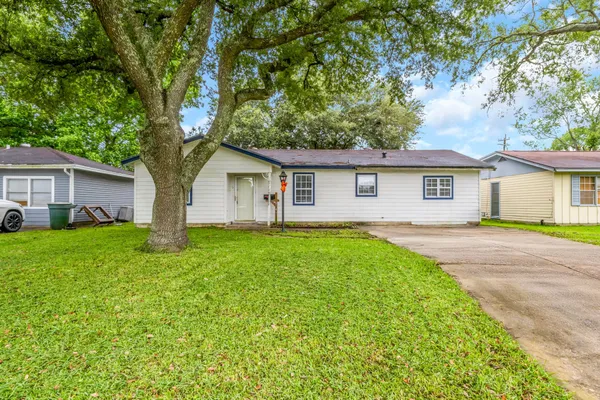 $1,650 | 8745 Kimberly Drive, Beaumont, TX 77707