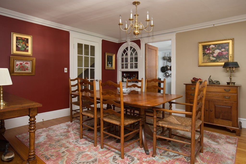 84 Webcowet Road, Unit 1 Arlington, MA 02474 - Photo 3 of 11 Gallery Image 3