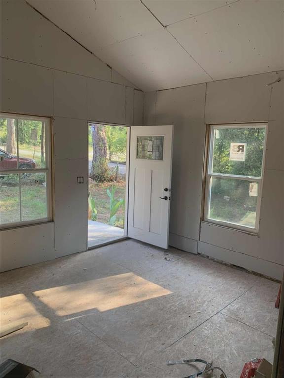 1066 Jessamine Drive Macon, GA 31206 - Photo 3 of 17