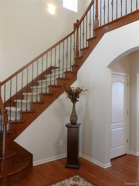 1183 Letica Drive Rochester, MI 48307 - Photo 2 of 11 FoyerMLS.jpg