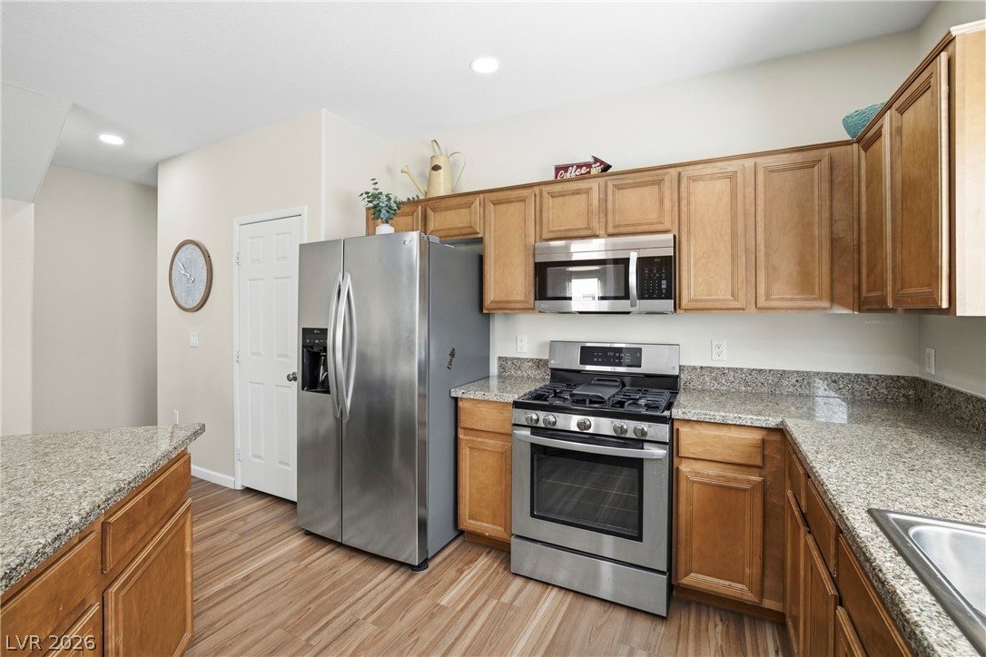 6329 Sandy Ridge Street, Unit 101 North Las Vegas, NV 89081 - Photo 9 of 31