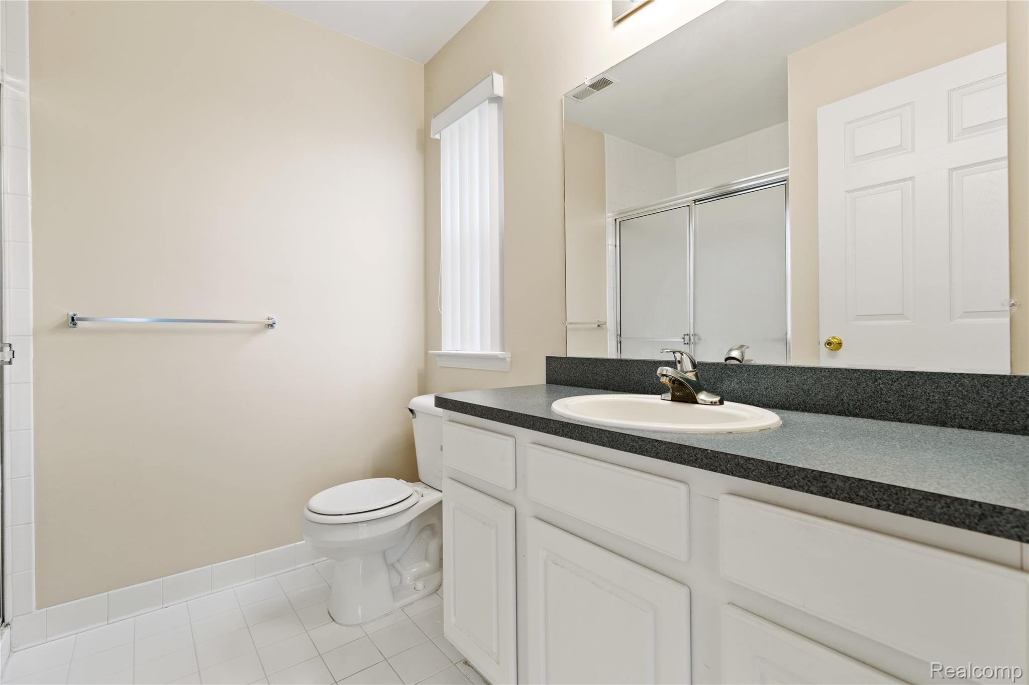 1802 Flagstone Circle Rochester, MI 48307 - Photo 22 of 26 1802 Flagstone Circle-22.jpg