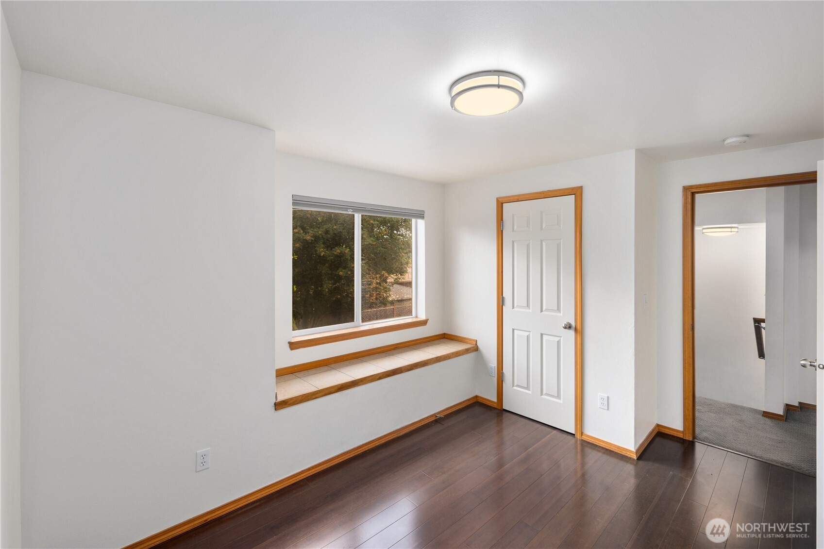 8823 Delridge Way Southwest, Unit B Seattle, WA 98106 - Photo 17 of 32