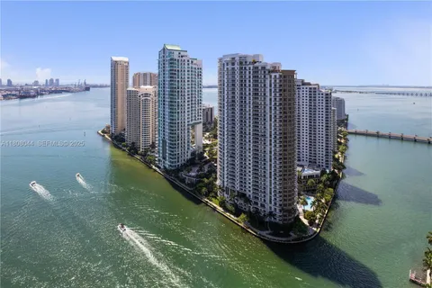 $6,330,000 | 300 Biscayne Blvd Way, Unit 3104, Miami, FL 33131