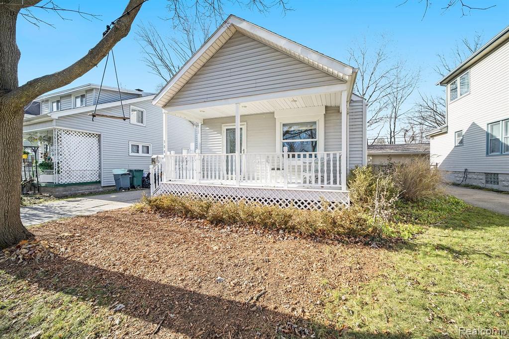 3047 Wakefield Road Berkley, MI 48072 - Photo 2 of 30