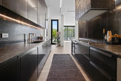 $17,500,000 | 132 Paloma Drive, Coral Gables, FL 33143