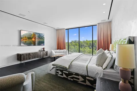 $17,500,000 | 132 Paloma Drive, Coral Gables, FL 33143