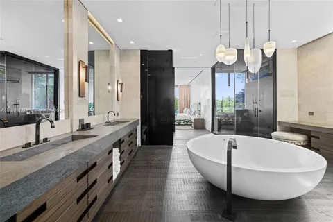 $17,500,000 | 132 Paloma Drive, Coral Gables, FL 33143