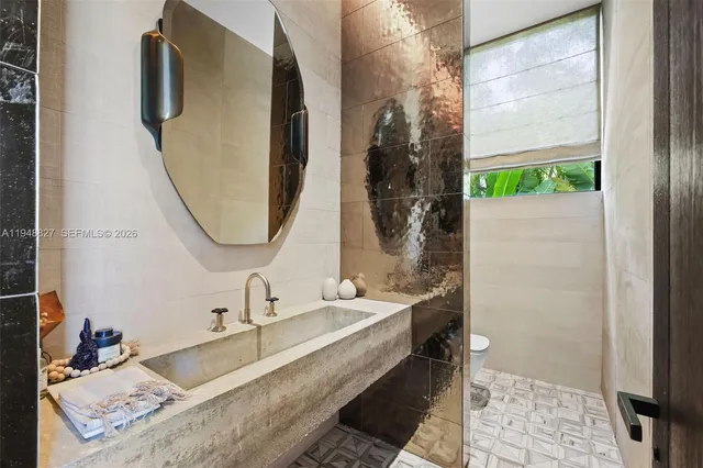 $17,500,000 | 132 Paloma Drive, Coral Gables, FL 33143