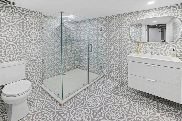 $17,500,000 | 132 Paloma Drive, Coral Gables, FL 33143