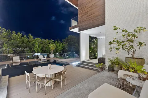 $17,500,000 | 132 Paloma Drive, Coral Gables, FL 33143