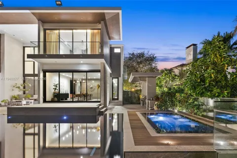 $17,500,000 | 132 Paloma Drive, Coral Gables, FL 33143