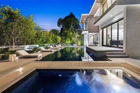 $17,500,000 | 132 Paloma Drive, Coral Gables, FL 33143