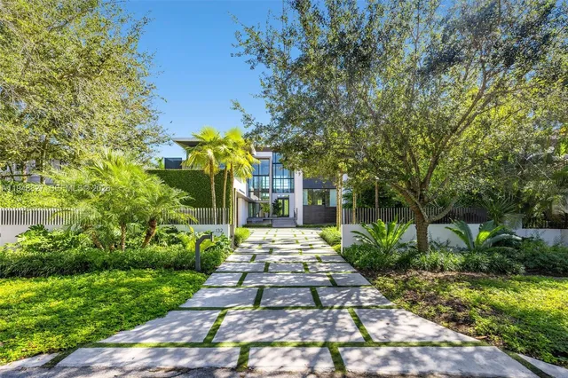 $17,500,000 | 132 Paloma Drive, Coral Gables, FL 33143