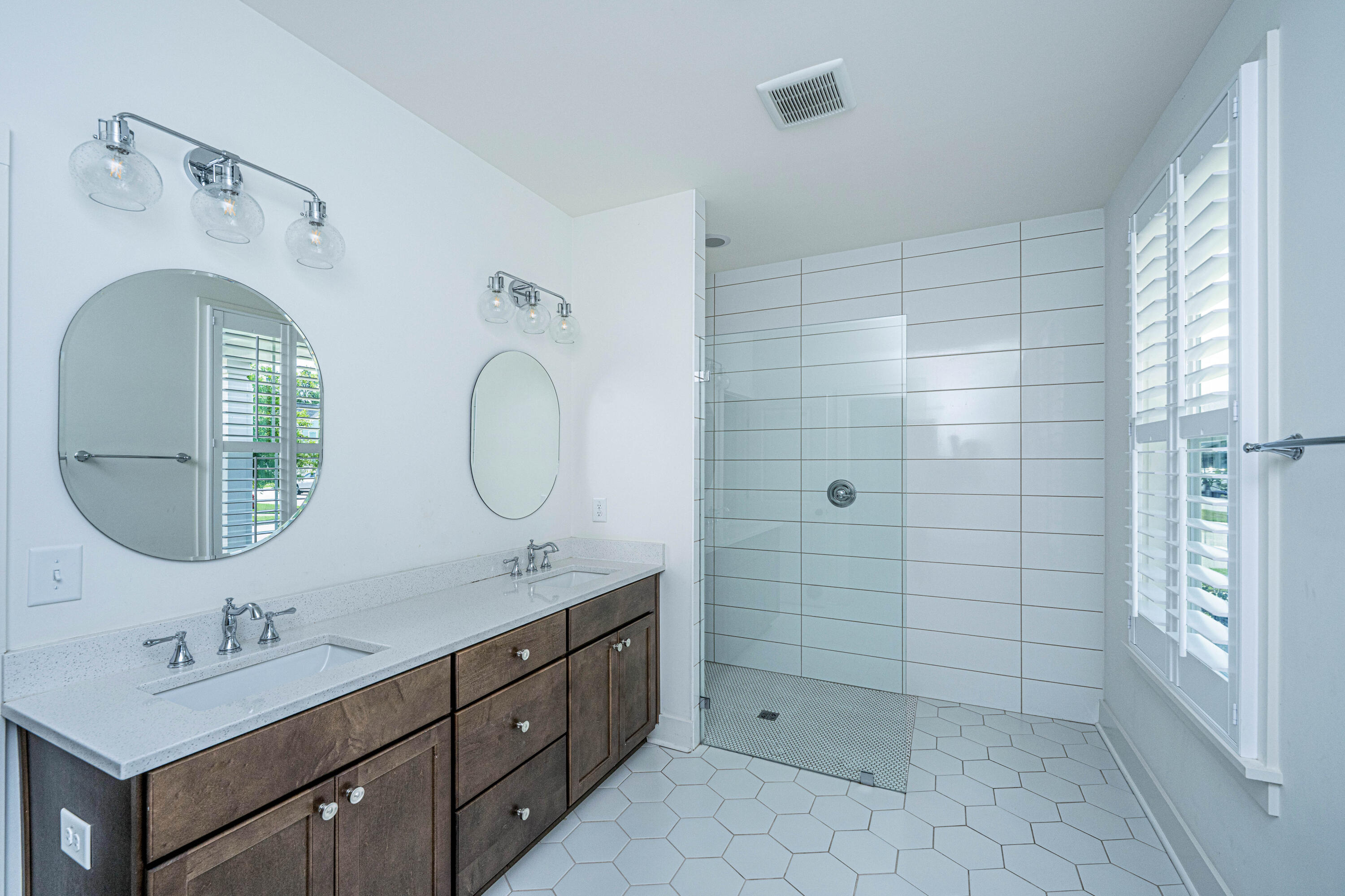 318 Ripple Park Drive Summerville, SC 29486 - Photo 23 of 108 318RippleParkDr023