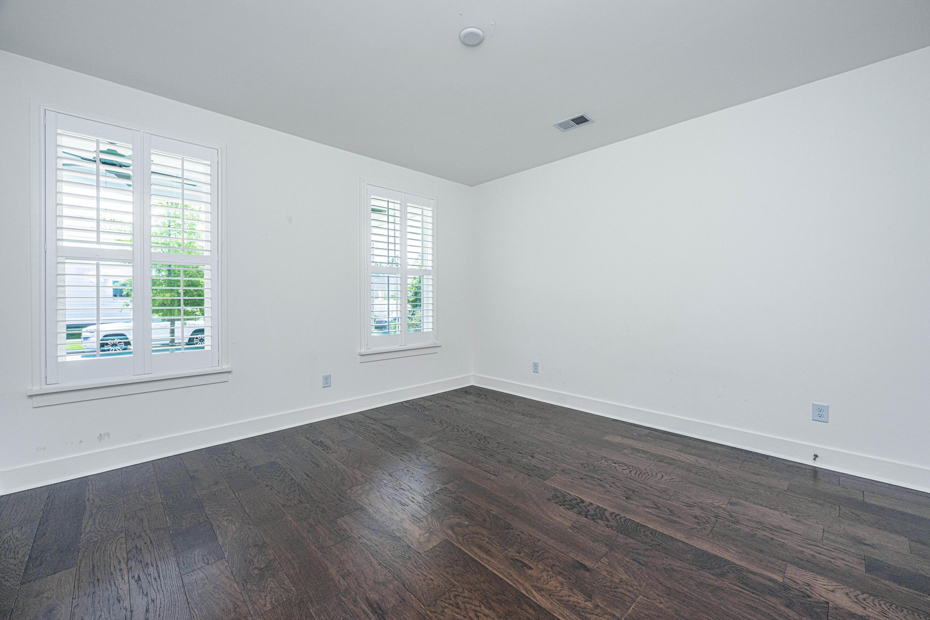 318 Ripple Park Drive Summerville, SC 29486 - Photo 8 of 108 318RippleParkDr008