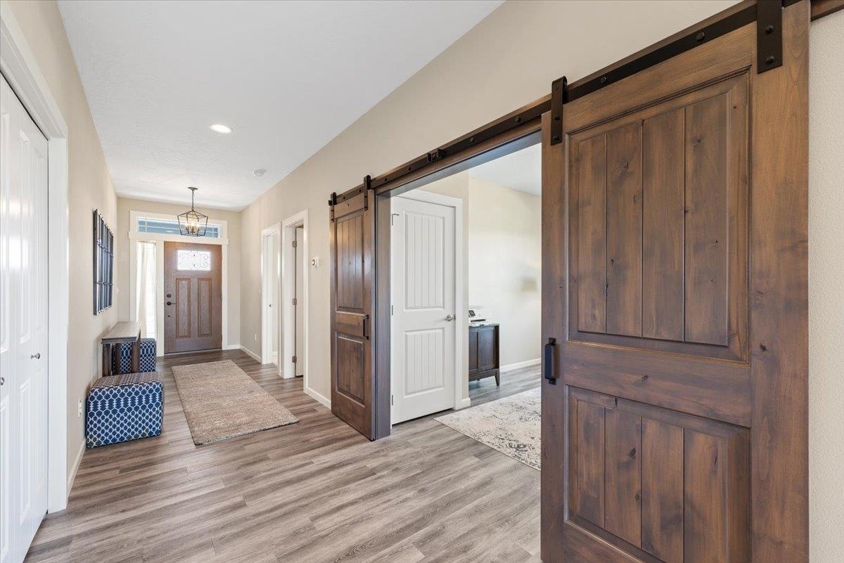 696 West Basalt Ridge Drive Spokane, WA 99224 - Photo 7 of 50