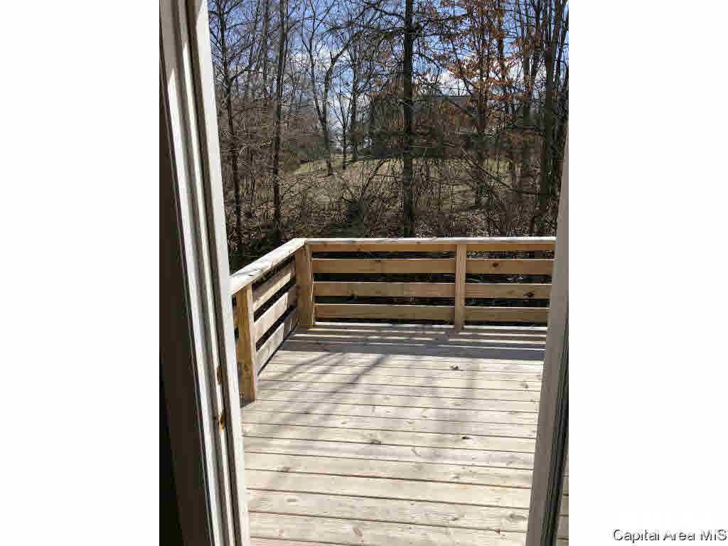 7270 Deer Run Road Pleasant Plains, IL 62677 - Photo 17 of 20 Gallery Image 17