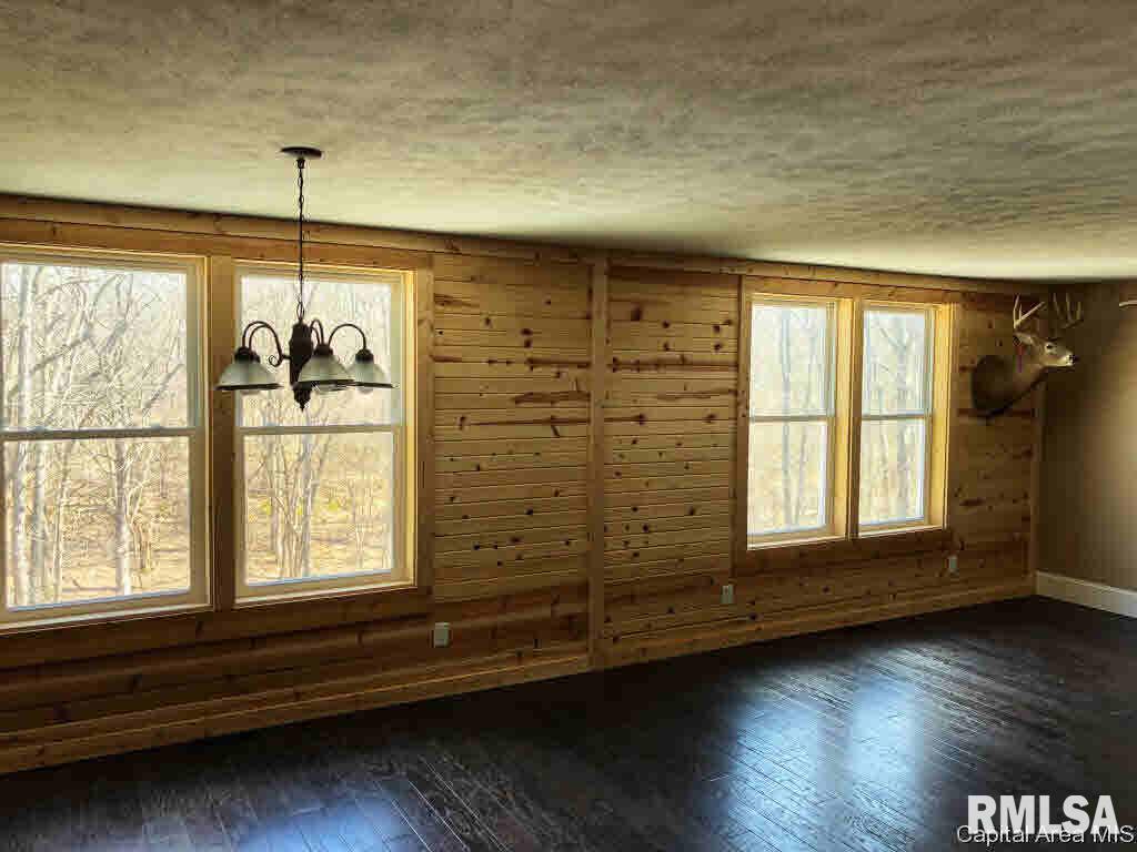 7270 Deer Run Road Pleasant Plains, IL 62677 - Photo 9 of 20 Gallery Image 9