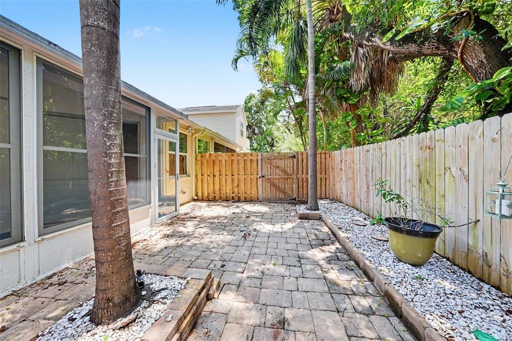 1050 Starkey Road, Unit 2403 Largo, FL 33771 - Photo 22 of 28