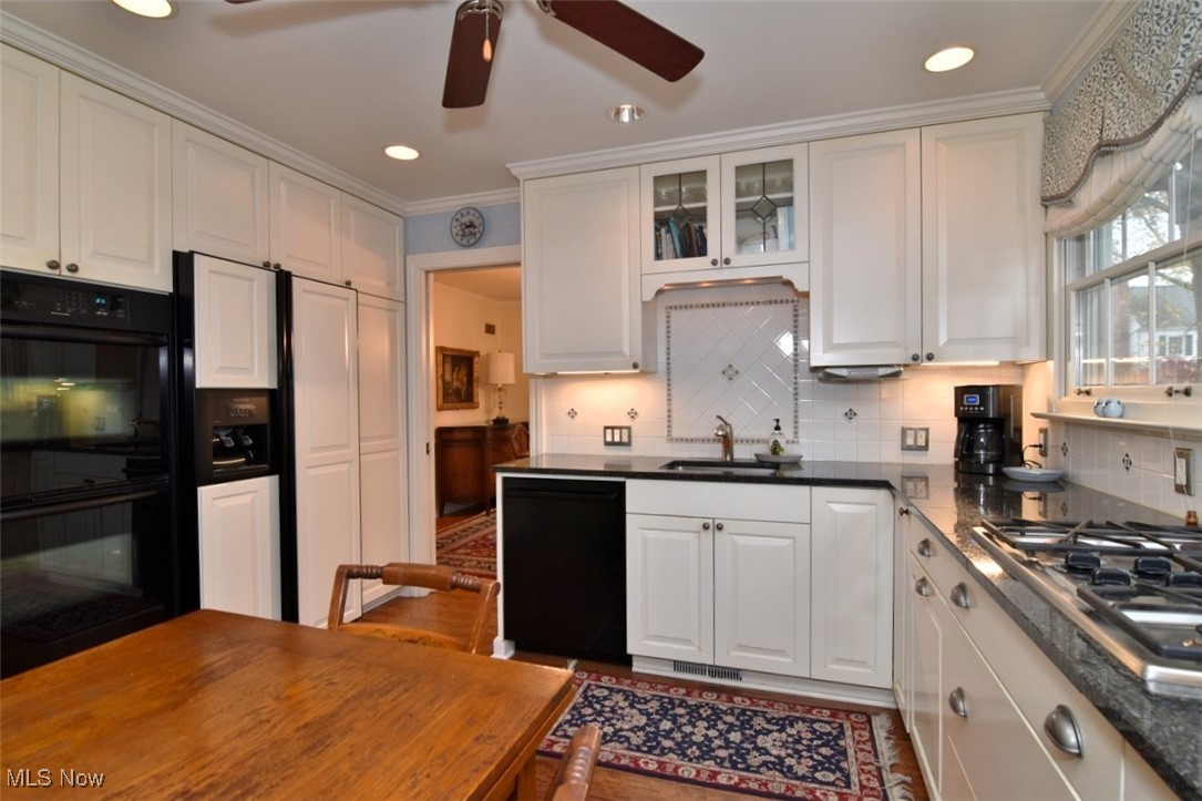 2315 Lalemant Road Cleveland, OH 44118 - Photo 13 of 23 Gallery Image 13