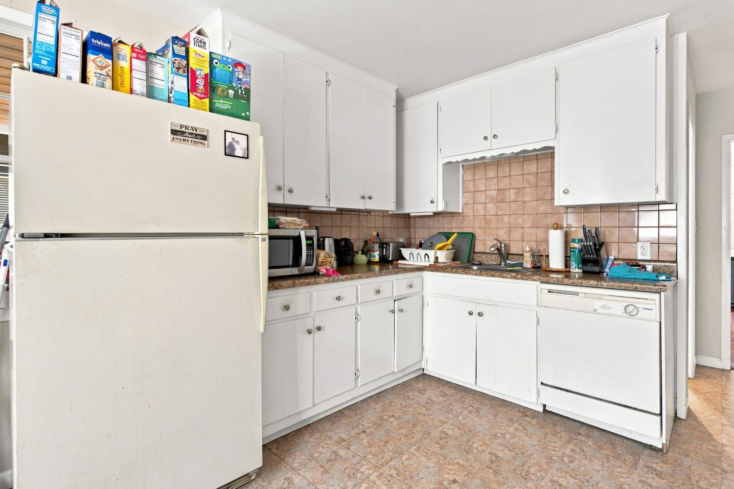215 1st Street Ripon, CA 95366 - Photo 13 of 23 Gallery Image 13