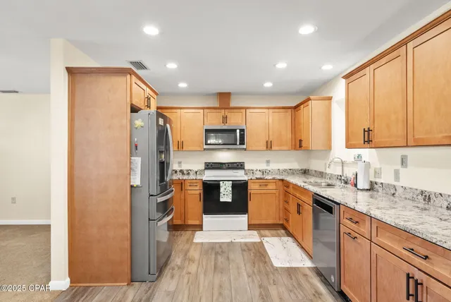 $289,500 | 5544 Lakewood Circle, Panama City, FL 32404