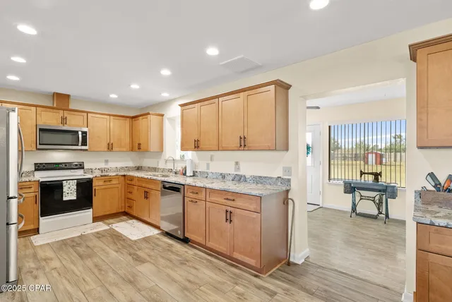 $289,500 | 5544 Lakewood Circle, Panama City, FL 32404