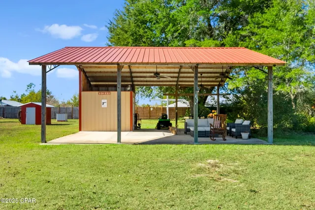 $289,500 | 5544 Lakewood Circle, Panama City, FL 32404