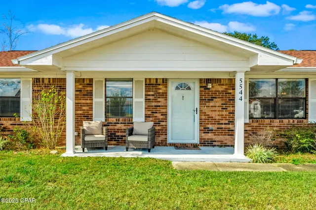 $289,500 | 5544 Lakewood Circle, Panama City, FL 32404