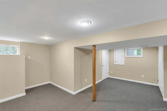 $879,999 | 34 Julliard Drive, Plainview, NY 11803