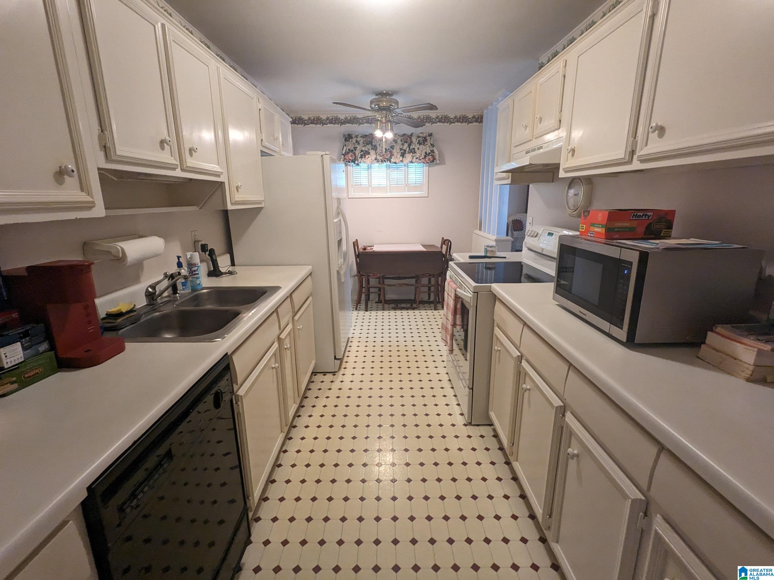 730 Glenwood Road Talladega, AL 35160 - Photo 5 of 21