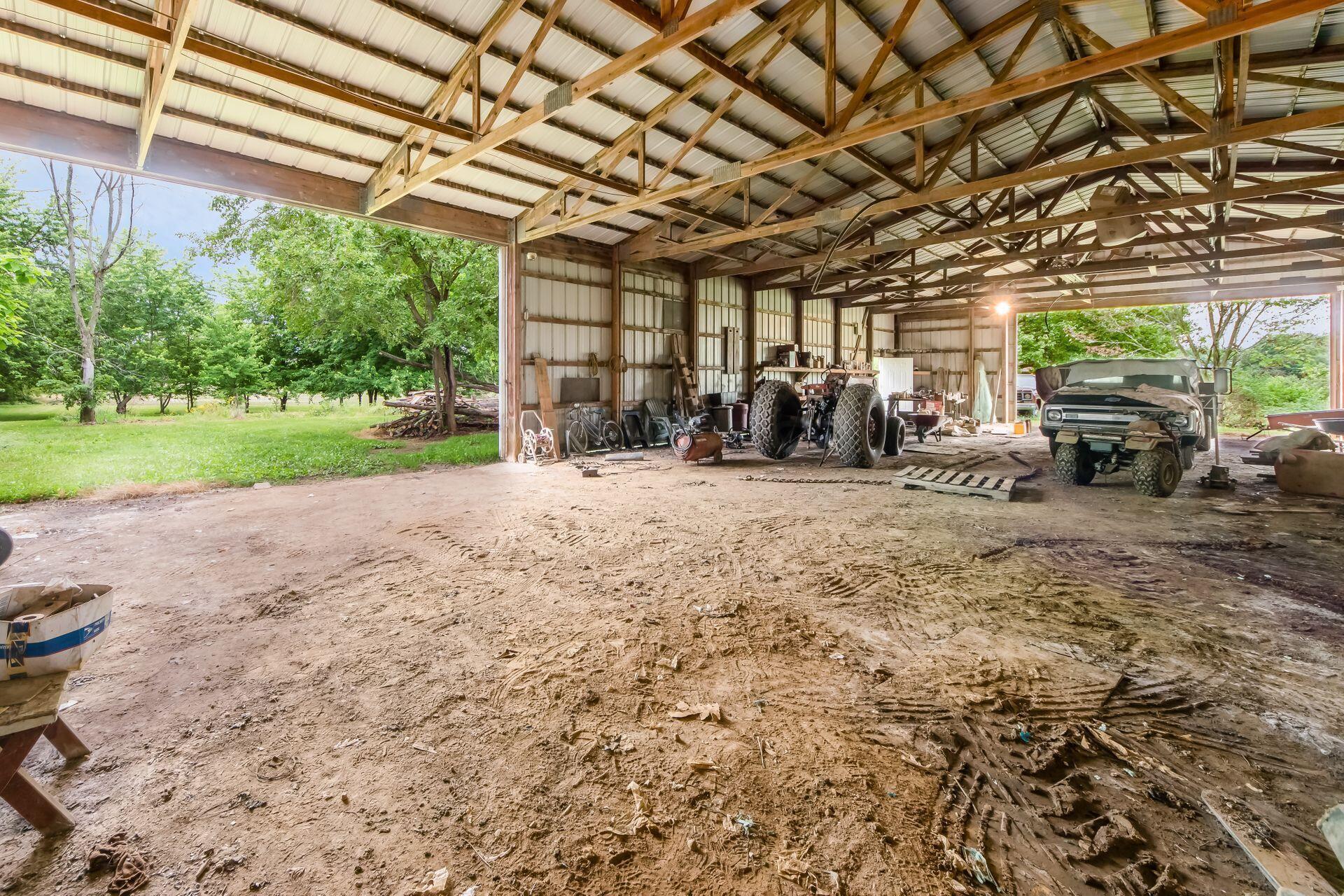 788 Alton Road Galloway, OH 43119 - Photo 44 of 68 Pole Barn