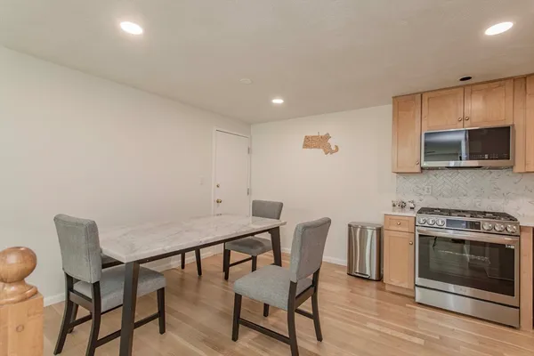 $525,000 | 1210 VFW Parkway, Unit 11, Boston, MA 02132