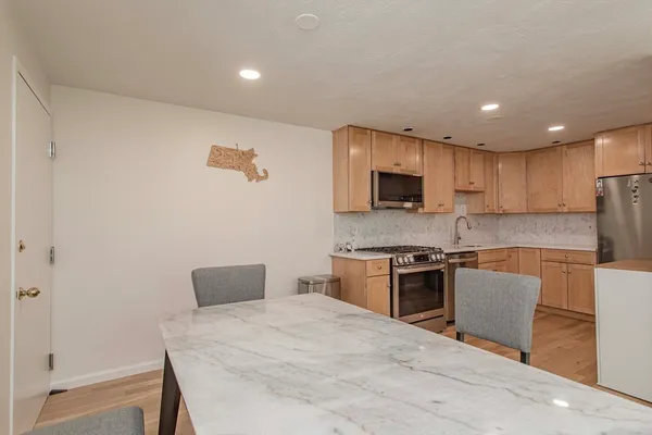 $525,000 | 1210 VFW Parkway, Unit 11, Boston, MA 02132