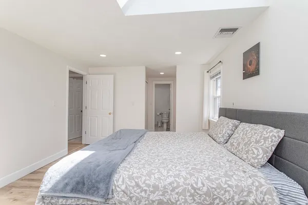 $525,000 | 1210 VFW Parkway, Unit 11, Boston, MA 02132